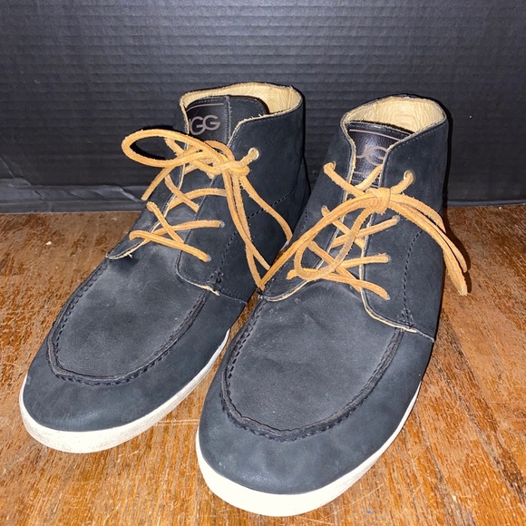 Ugg Black Suede Leather Boots Sn 3368 